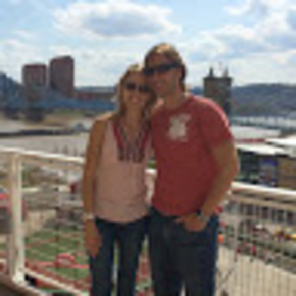 Meet your Posher, Eva - Picture 1 of 1